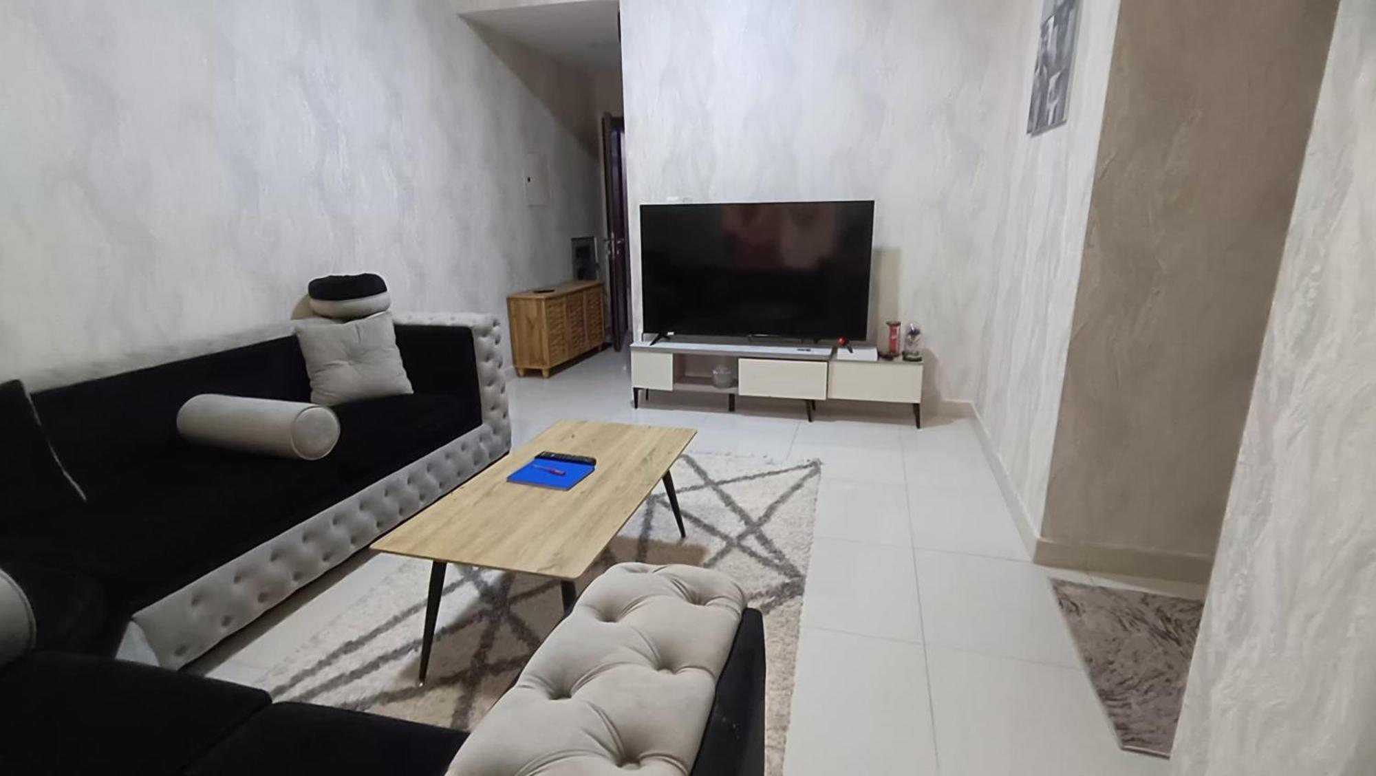 Flat One Room Ajman Luaran gambar